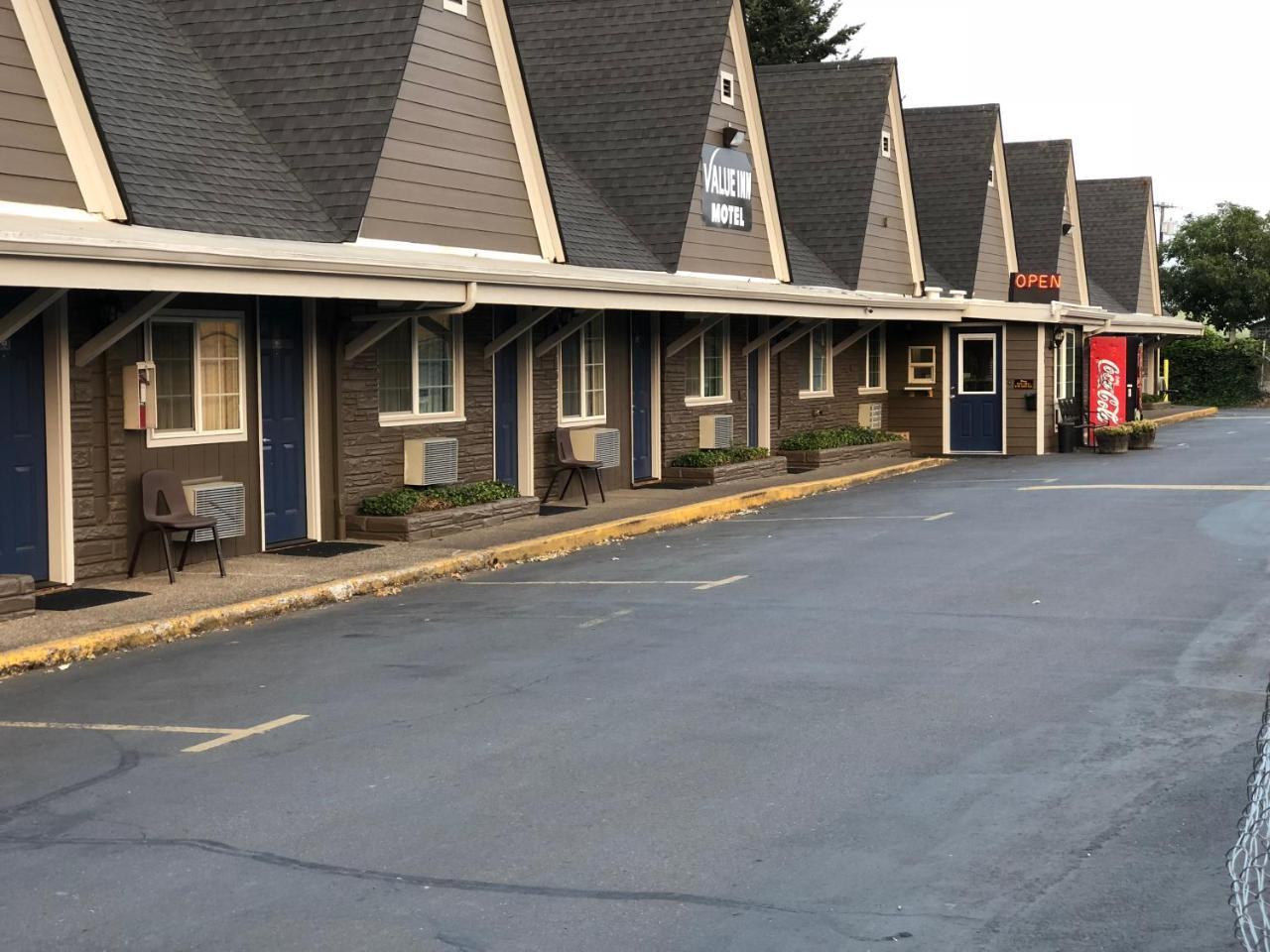 Value Inn Motel Eugene Airport Buitenkant foto
